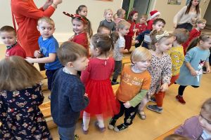 SPEKTAKL TEATRALNY "CHOINKOWE ZAMIESZANIE" TEATR MAGMOWCY