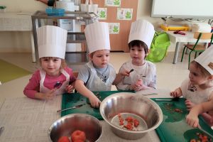 Dzieci gotują