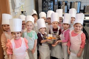 Dzieci gotują