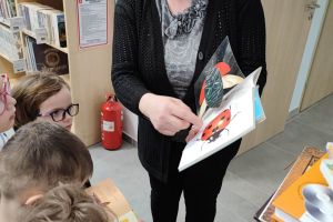 wizyta w Gminnej Bibliotece Publicznej w Małej Nieszawce