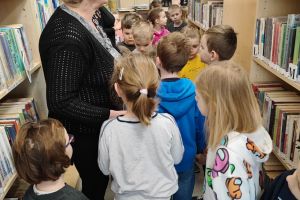 wizyta w Gminnej Bibliotece Publicznej w Małej Nieszawce