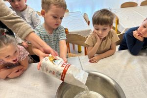 Warsztaty kulinarne - pieczenie ciasteczek maślanych