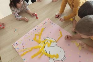 Dzień Radości - Kolorowe uczucia Gucia