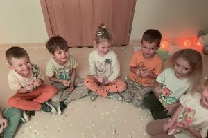 Dzień Radości - Kolorowe uczucia Gucia