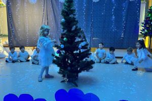 Spotkanie świąteczne, spektakl "W Aniołkowie"