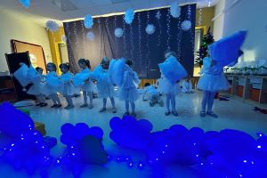 Spotkanie świąteczne, spektakl "W Aniołkowie"