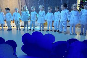 Spotkanie świąteczne, spektakl "W Aniołkowie"