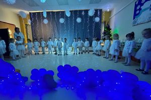 Spotkanie świąteczne, spektakl "W Aniołkowie"