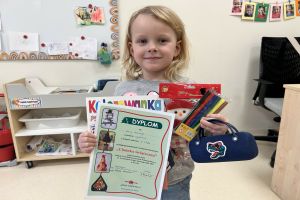 Sukces w konkursie plastycznym "Choinka Świąteczna"